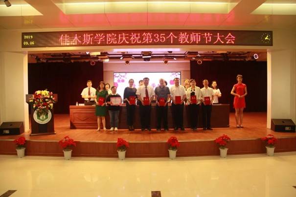 https://mmbiz.qpic.cn/mmbiz_jpg/lzkMFdibAcsABFWRJlxKoz3bKXIp9IWlIX15ZiaibquAPPmJllhqHtmm2iaQ6NV4aqpnccc7Mc4sztbQq8NicJCCHFA/640?wx_fmt=jpeg