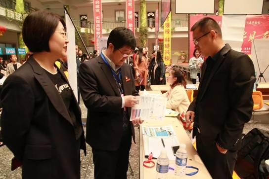 https://mmbiz.qpic.cn/mmbiz_jpg/lzkMFdibAcsBLnu58eq7OVtGPpciabyyXUdupEZzR8M547OxdEGrsnJxoOOKcQC4XxTNaqVdRAyf9Eq0xzkagxlA/640?wx_fmt=jpeg