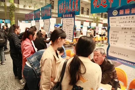 https://mmbiz.qpic.cn/mmbiz_jpg/lzkMFdibAcsBLnu58eq7OVtGPpciabyyXUx8H4vzE7fzHsO0Xt6iblmRdicDY3UbRLk26Cibqz3hhPicic7uxNwWTmpZg/640?wx_fmt=jpeg